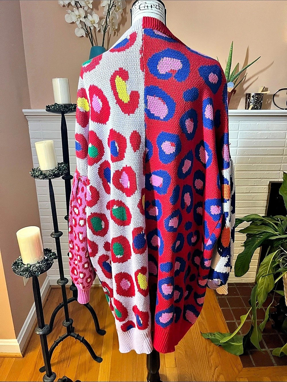 Farm Rio Animal Print Cardigan in Red & White Size Large - Picture 3 of 9